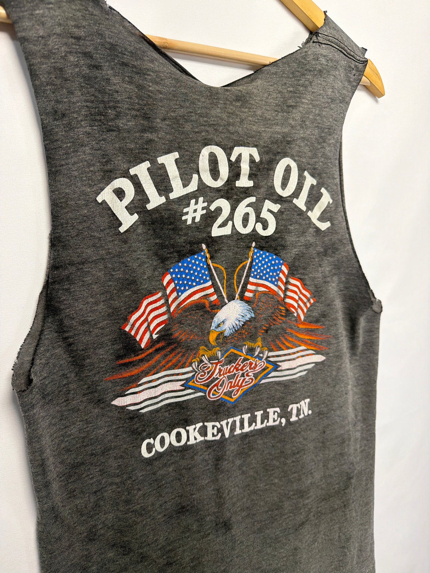 Vintage 3D Emblem Spirit Of America Truckers Only Cutoff T-Shirt