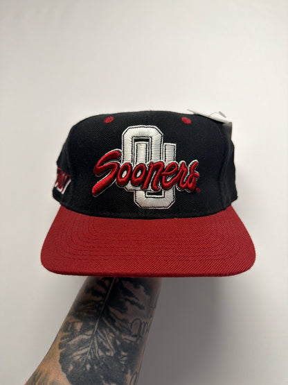 Vintage NWT Oklahoma Sooners Top Of The World 7-3/8 Fitted Hat