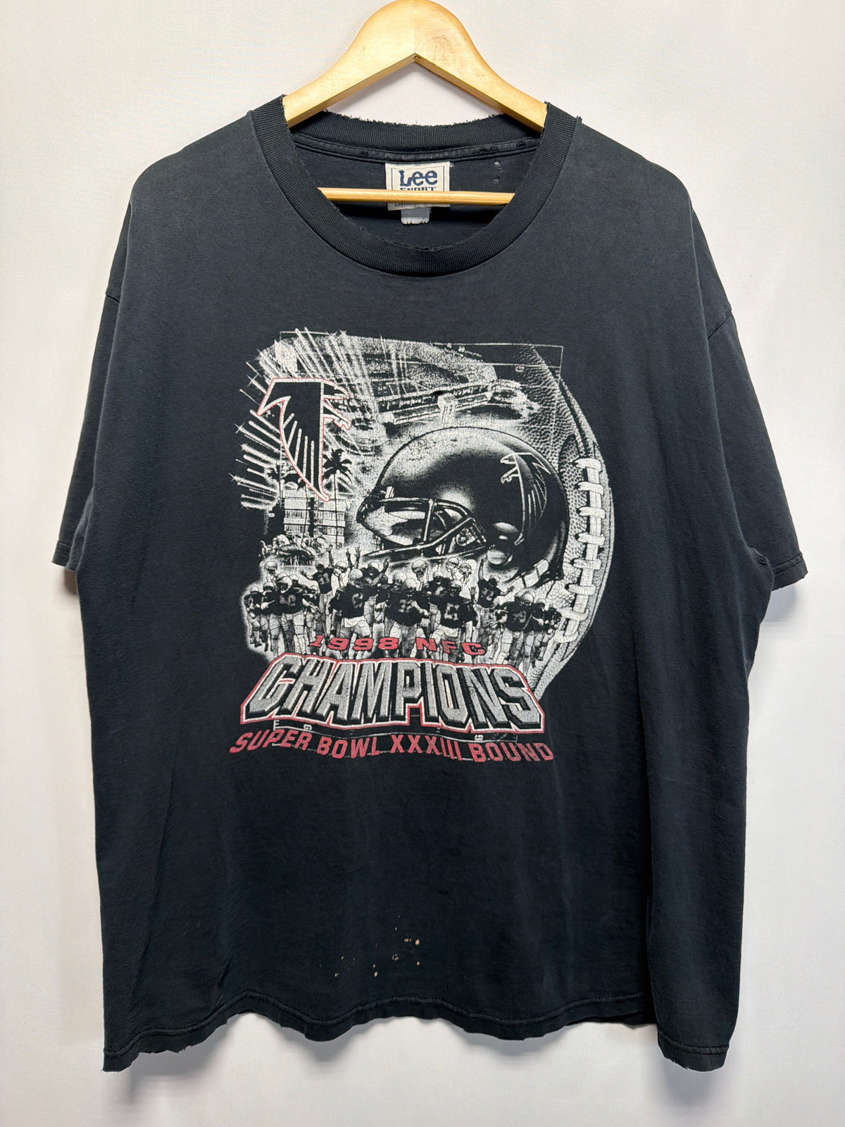 1998 Atlanta Falcons NFC Champions Faded T-Shirt