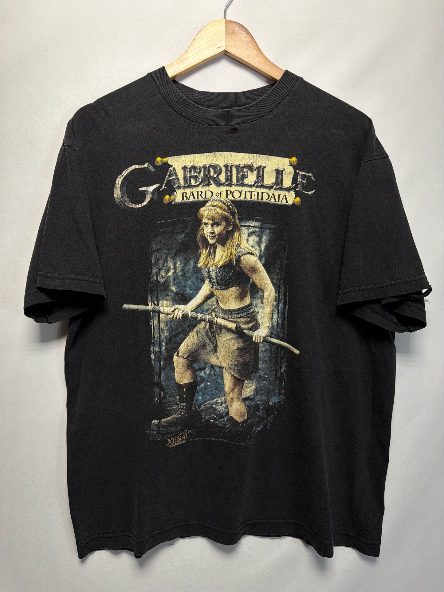 1997 Thrashed Xena Warrior Princess Gabrielle Bard of Poteidaia T-Shirt