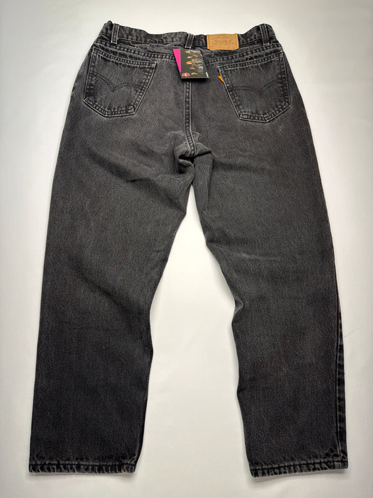 Vintage Orange Tab 550 Levi’s Black Denim Jeans