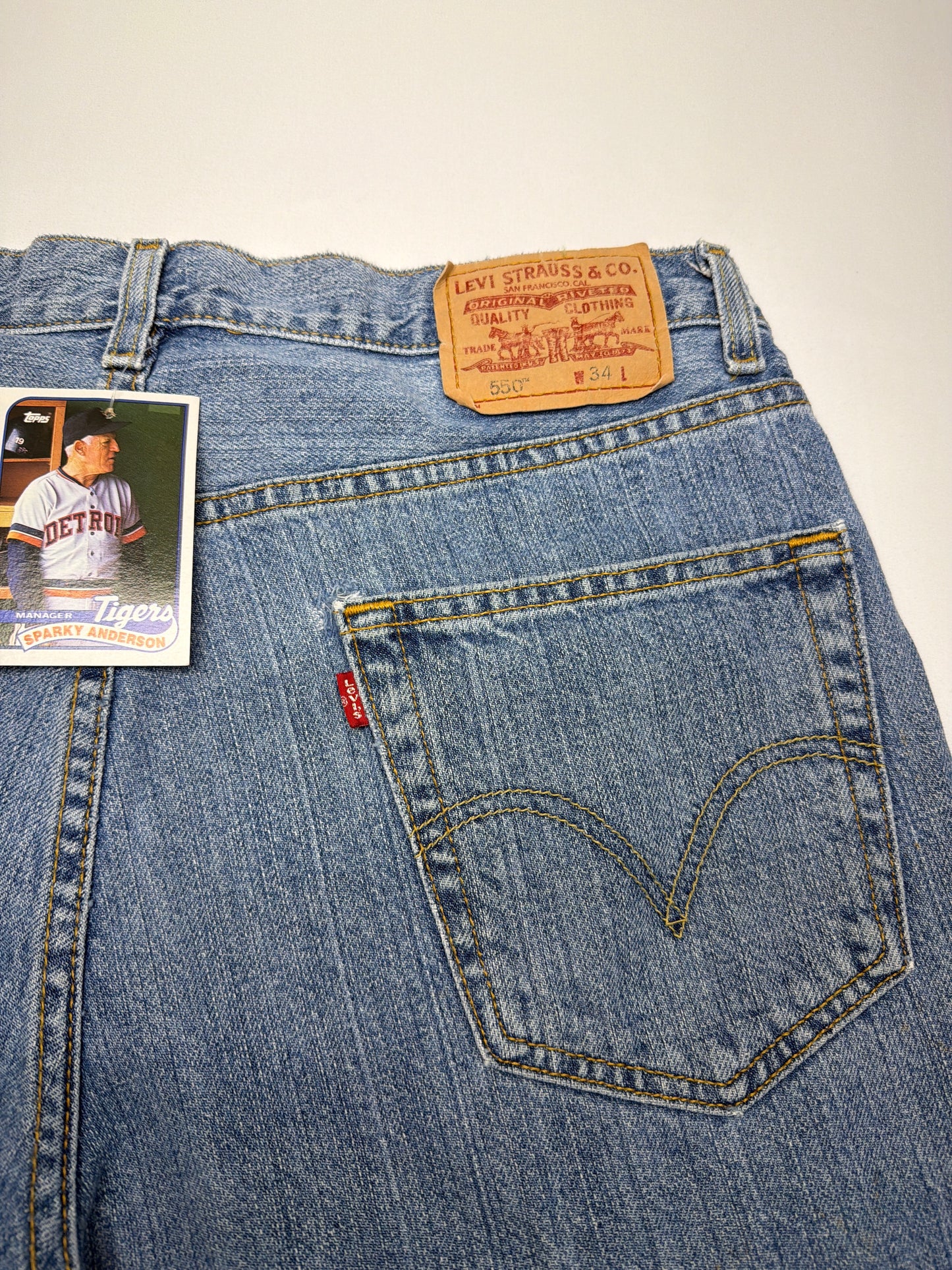 Vintage Y2K Red Tab Levi’s Denim Shorts