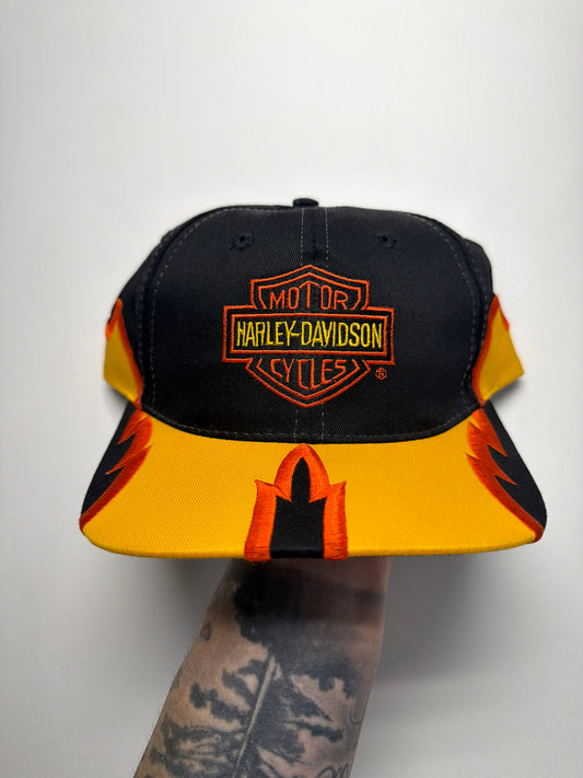 Vintage NWT Harley Davidson Embroidered Flames SnapBack