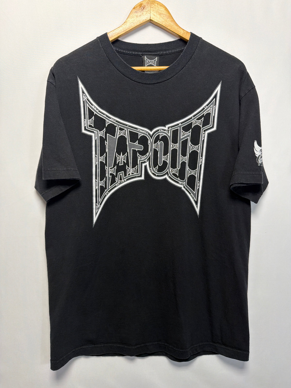 Vintage Y2K Tapout MMA T-Shirt
