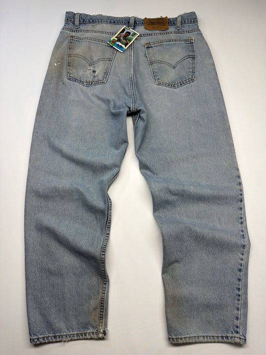 Vintage Distressed Levi’s Denim Jeans