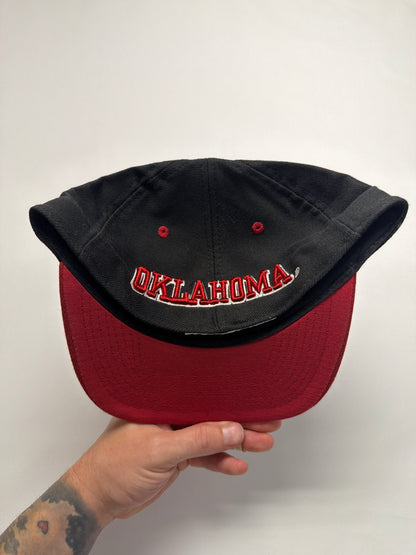Vintage NWT Oklahoma Sooners Top Of The World 7-3/8 Fitted Hat
