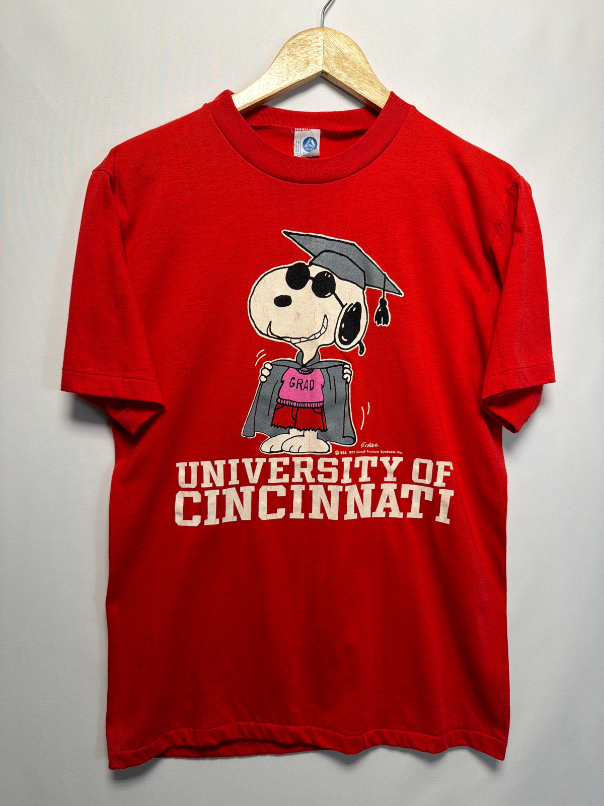 Vintage University of Cincinnati Snoopy T-Shirt