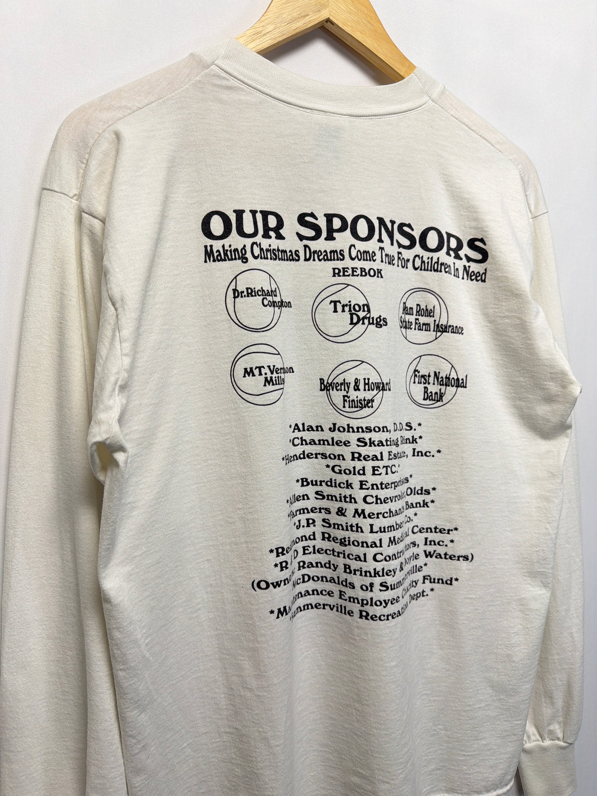 Vintage Howard Finster Angels On Court Folk Art T-Shirt