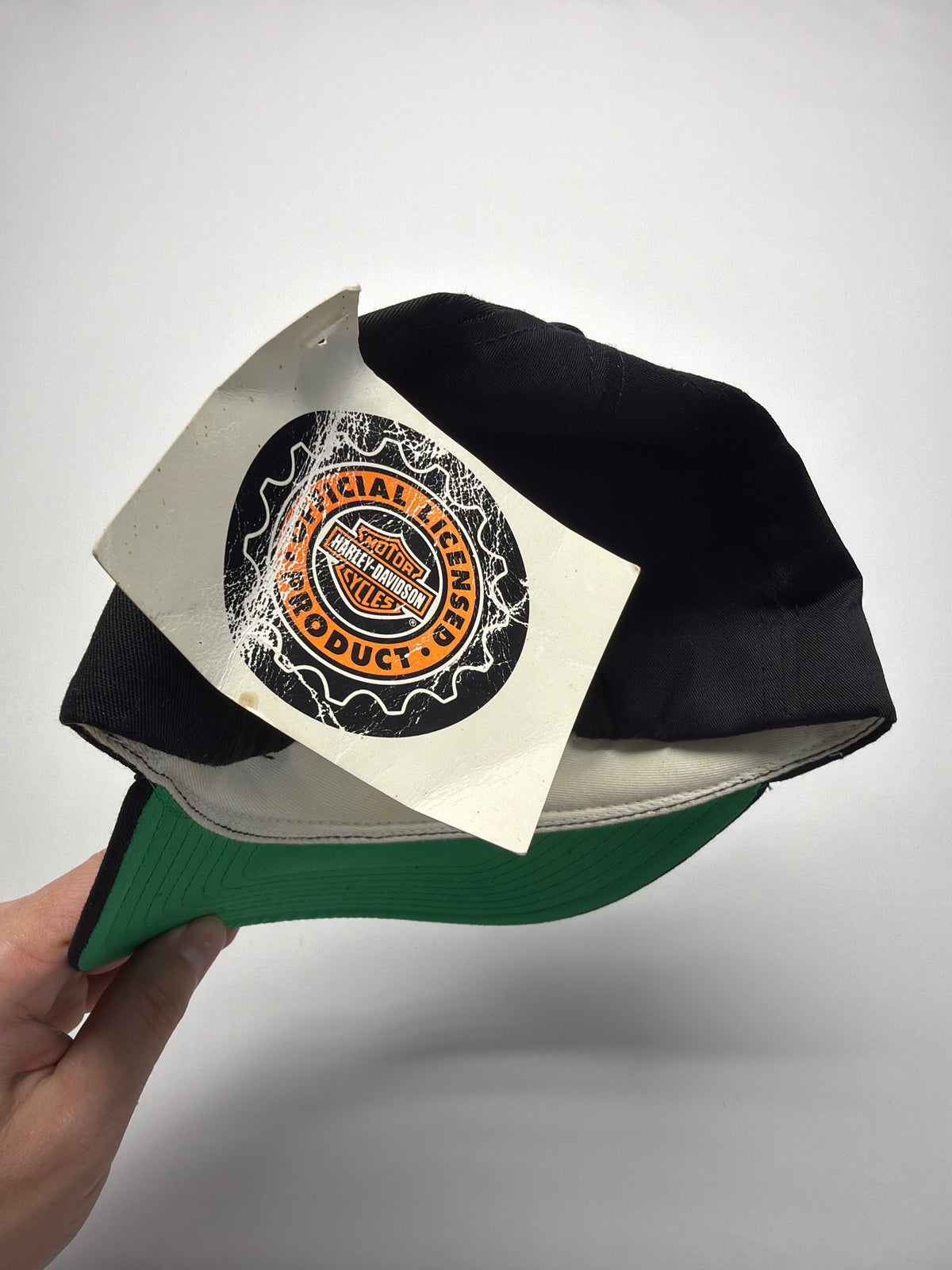 Vintage NWT Harley Davidson Bar & Shield Logo Embroidered SnapBack