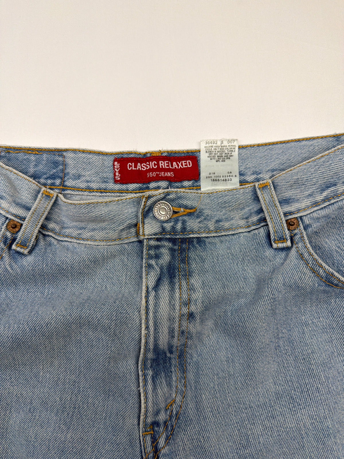 Vintage Y2K Red Tab 550 Relaxed Levi’s