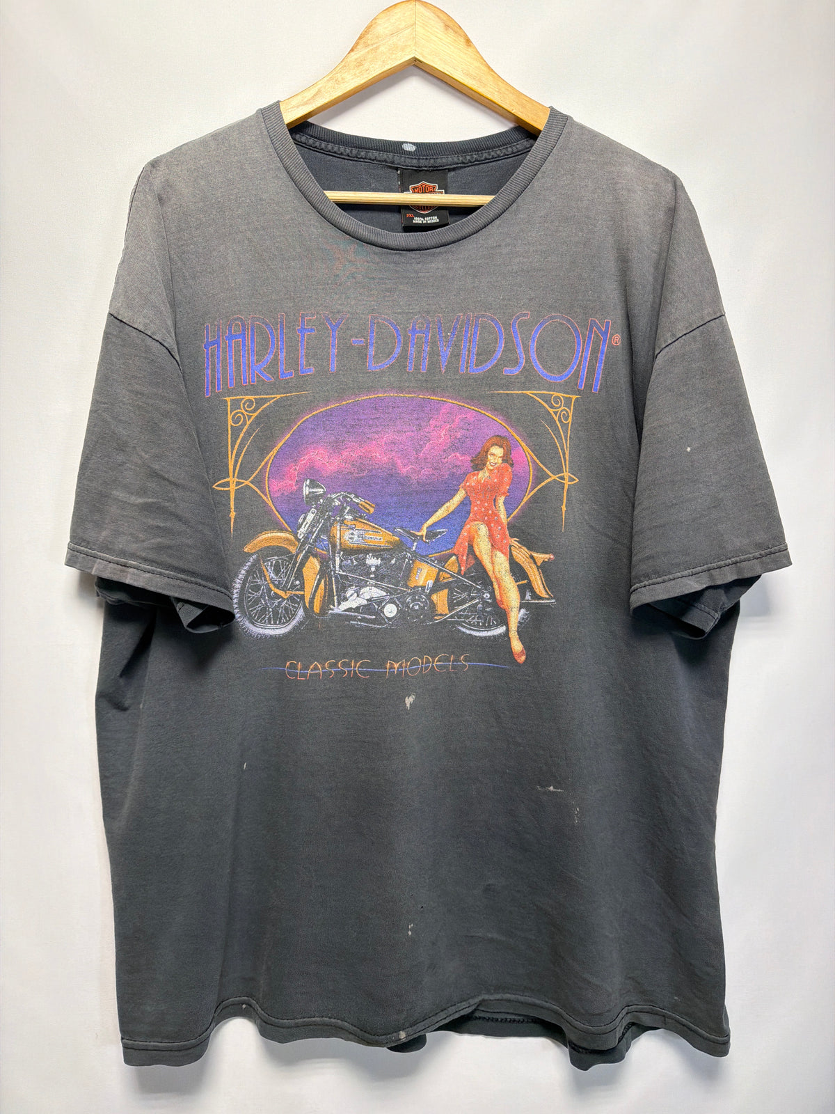 Vintage Y2K Harley Davidson Classic Models Faded T-Shirt
