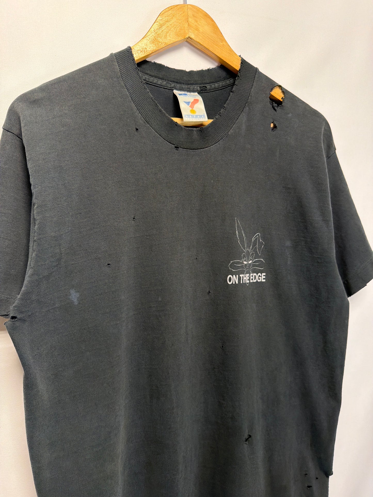 1995 Vintage Wile E. Coyote Distressed T-Shirt