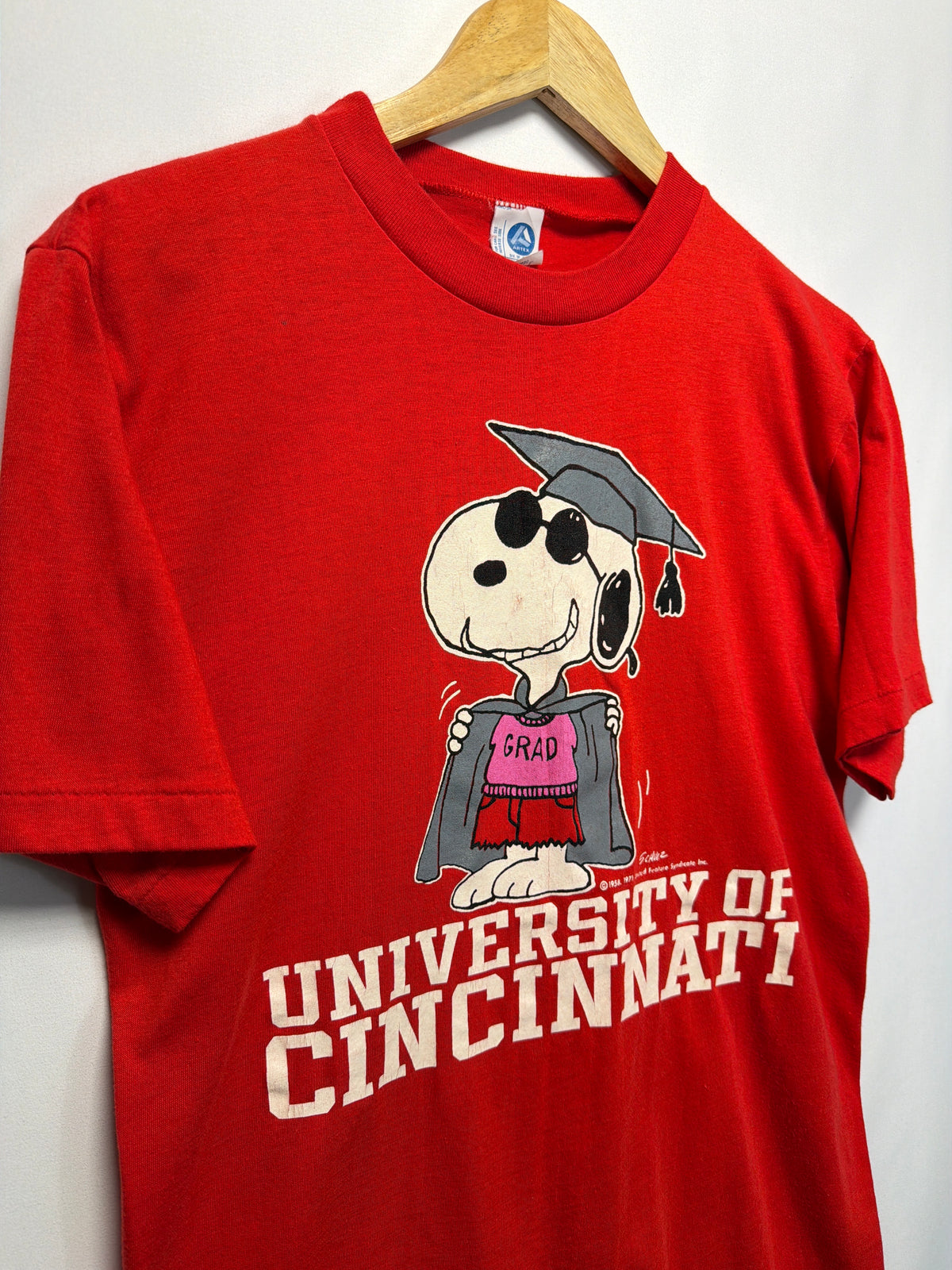 Vintage University of Cincinnati Snoopy T-Shirt