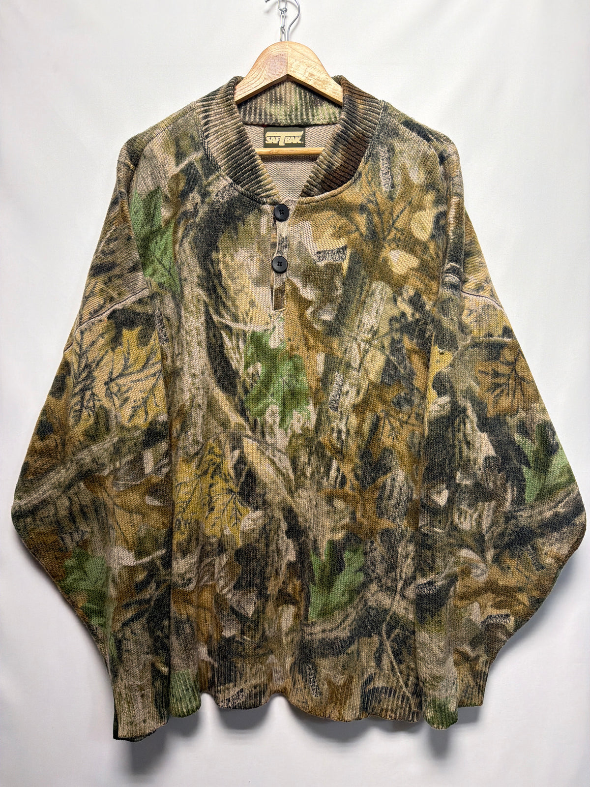 Vintage Saftbak Realtree Camo 1/4 Button Sweater